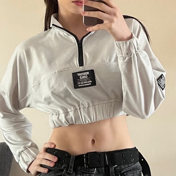 White cropped sweater - Picture 1 of 1